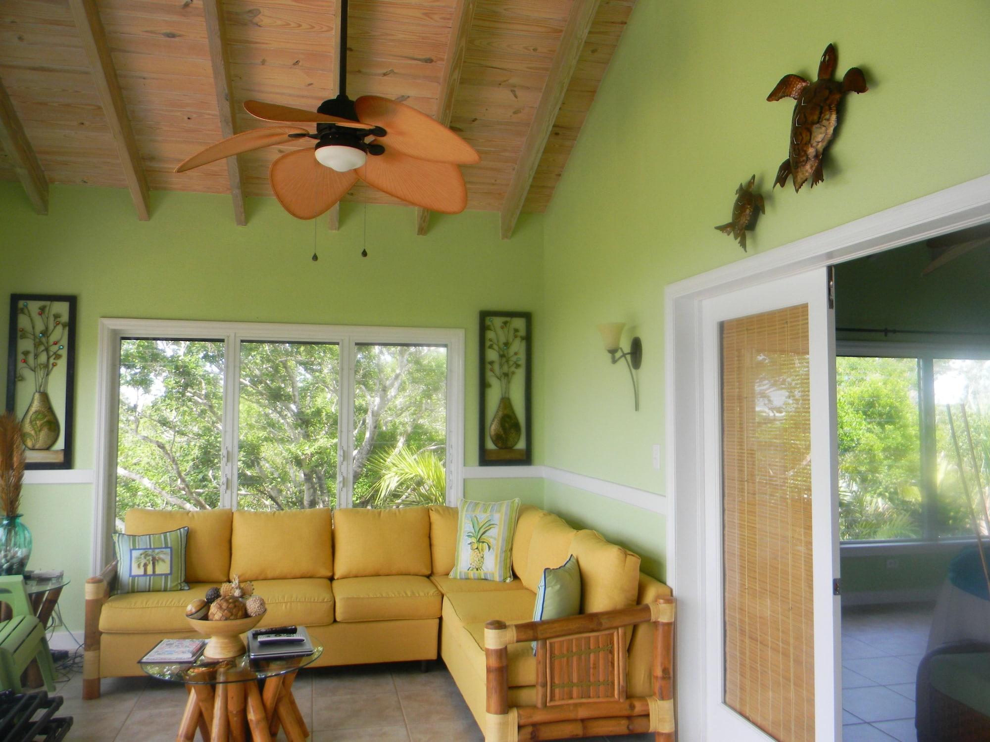 Harbor Breeze Villas Clarence Town Exterior photo