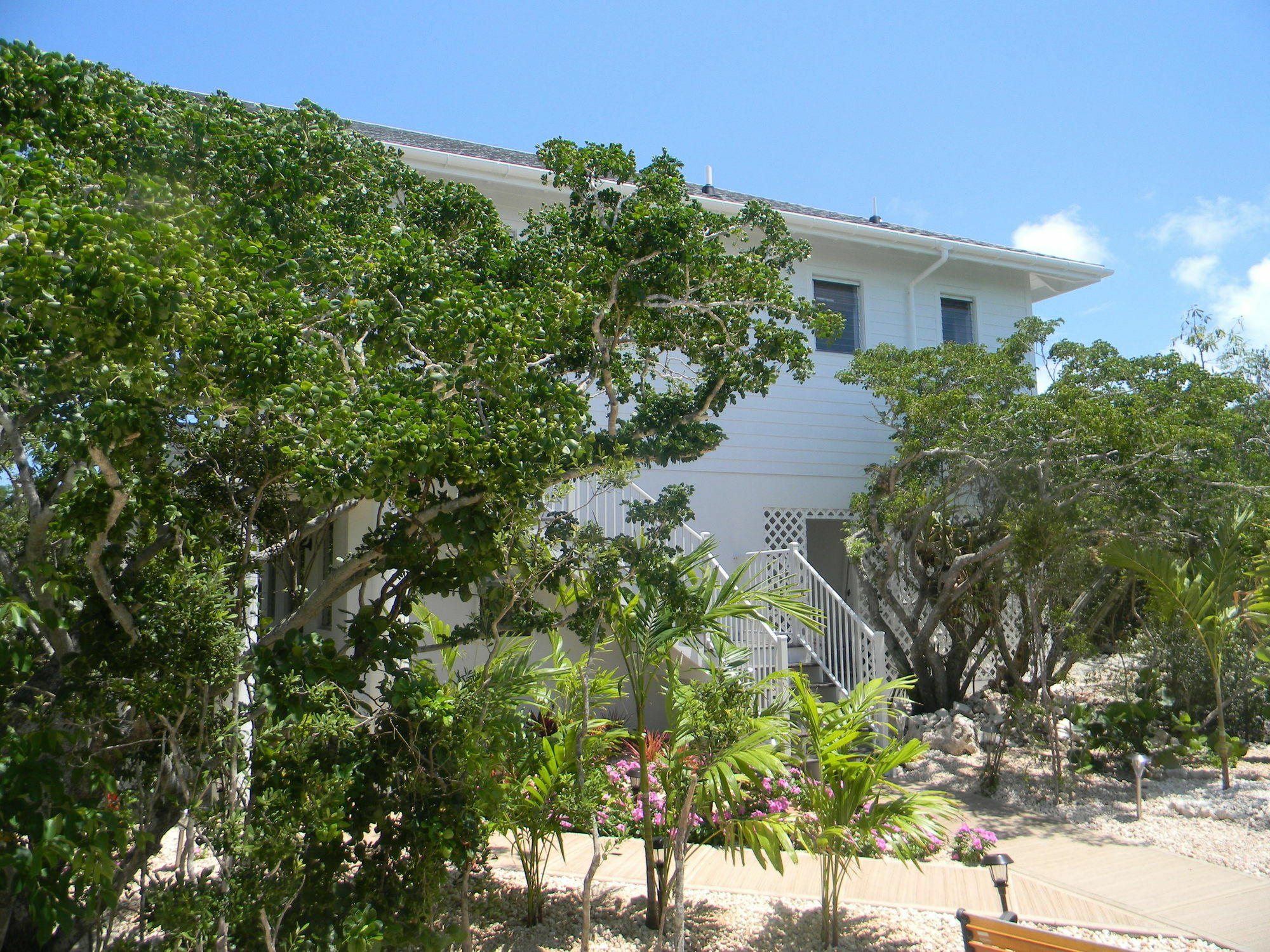 Harbor Breeze Villas Clarence Town Exterior photo